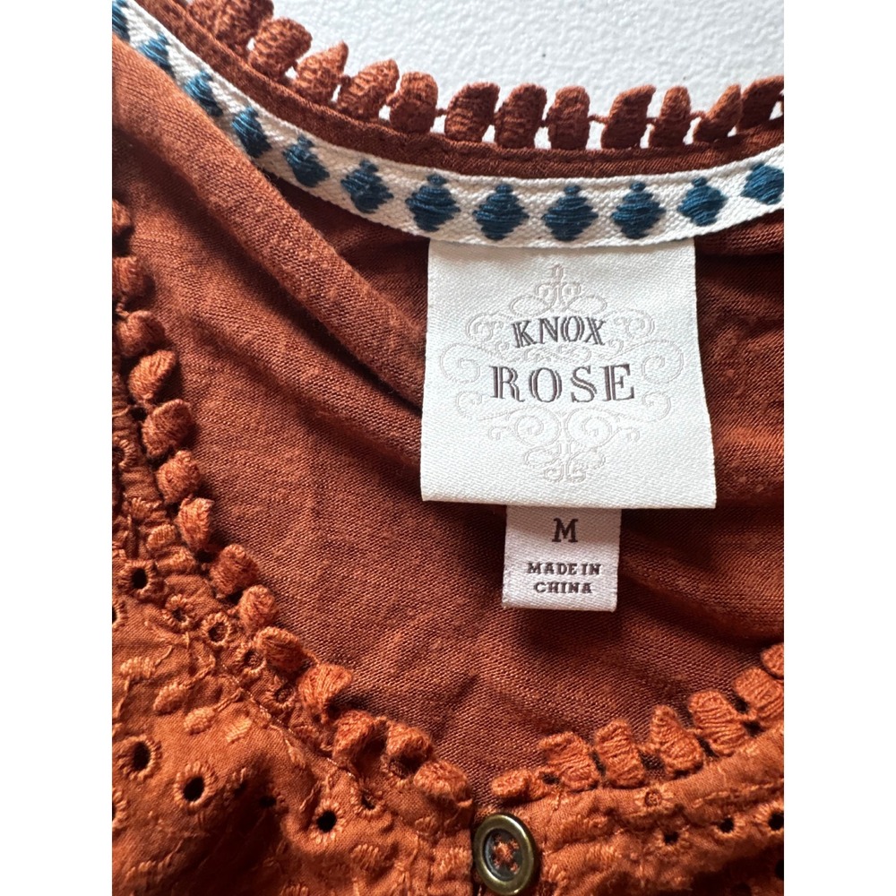 Knox Rose Rust Brown Eyelet Lace Boho Sleeveless Henley Top Womens Medium - Picture 2 of 2